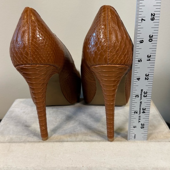 BCBGeneration Women's Penni Platform Pump Stiletto, brown, size 11, NWOT - Picture 6 of 10